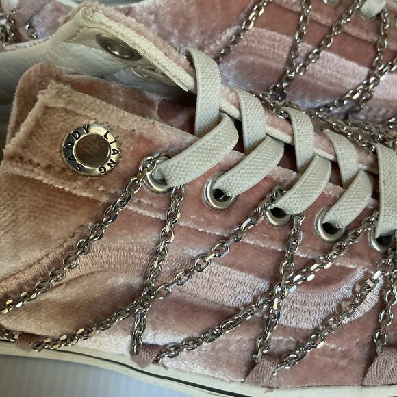 Vans x Sandy Liang Pink Velvet Chain Sneakers • Women’s US 6 • Limited Edition - Picture 10 of 10
